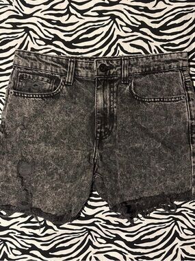 Forever 21 Washed Black Denim Shorts - Black